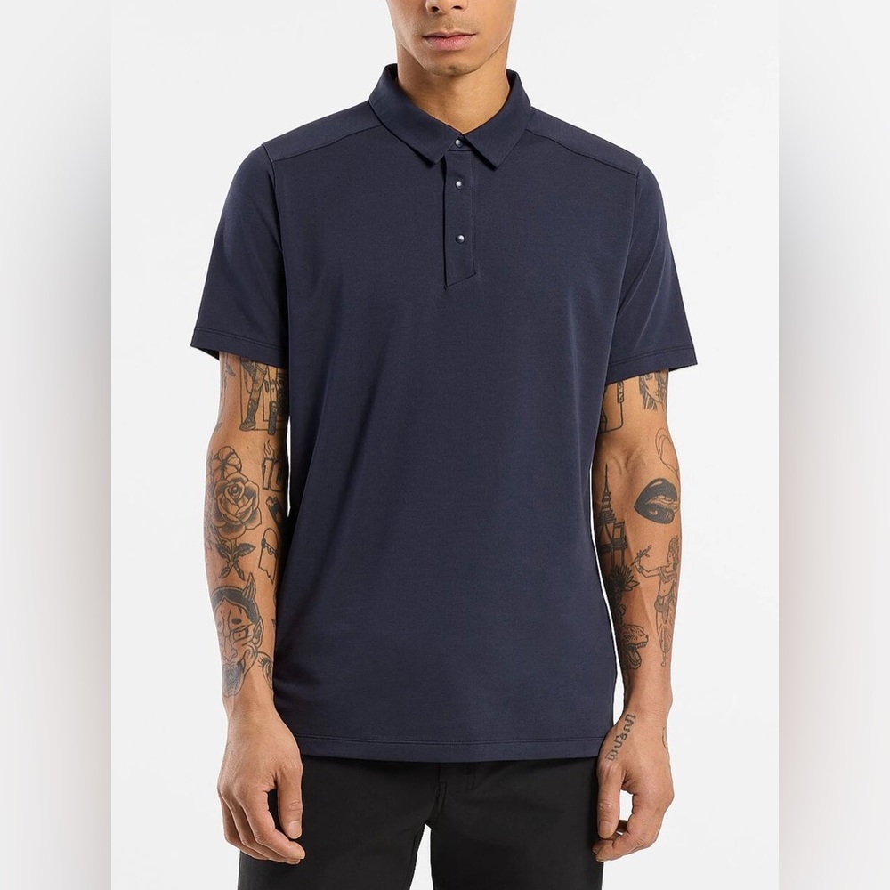 ARC’TERYX Captive Polo Short Sleeve Men’s Size XL Navy Sporty Classic Work
